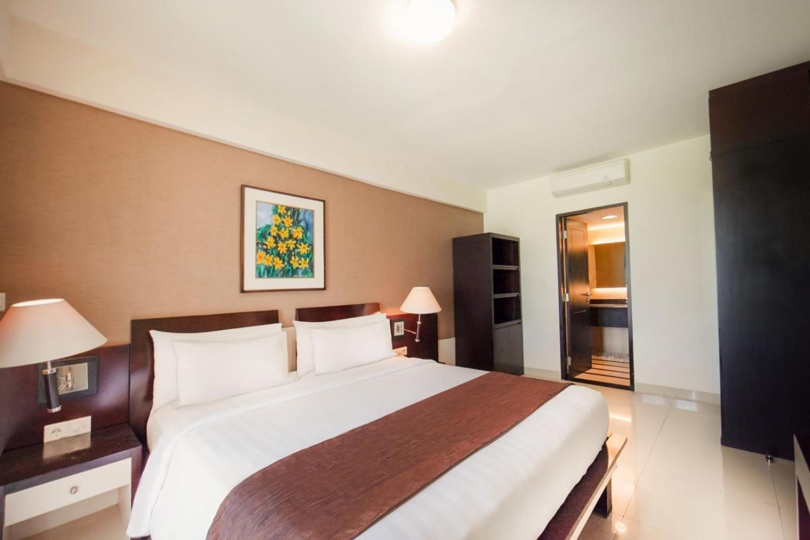 Aston Kuta Hotel And Residence Екстериор снимка
