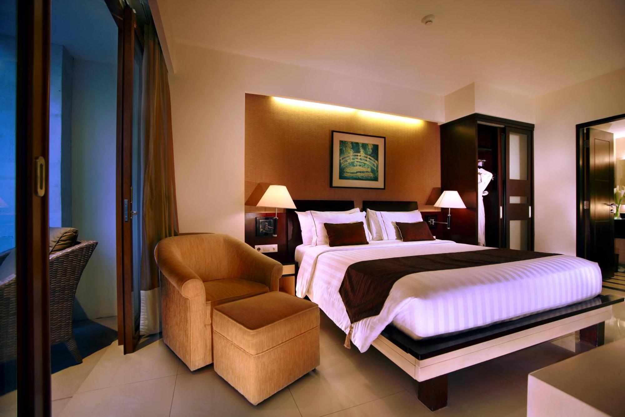 Aston Kuta Hotel And Residence Екстериор снимка