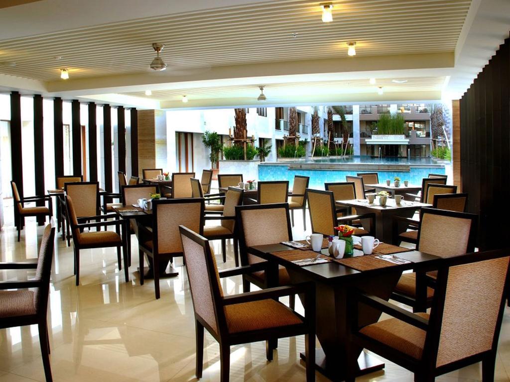 Aston Kuta Hotel And Residence Екстериор снимка